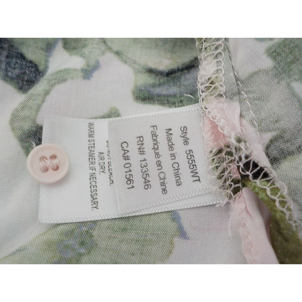 Crosby Green Button Up Shirt Women size S Leaf Pattern 100% Rayon Long Sleeve - Picture 7 of 8